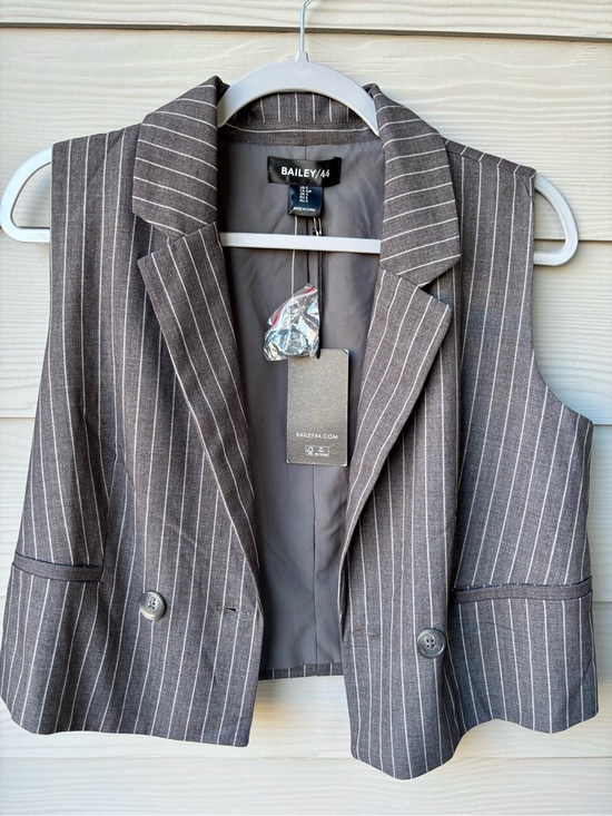 Bailey 44 Jackets & Blazers - Bailey 44 Gray Pinstripe Cropped Blazer Vest NWT Size S